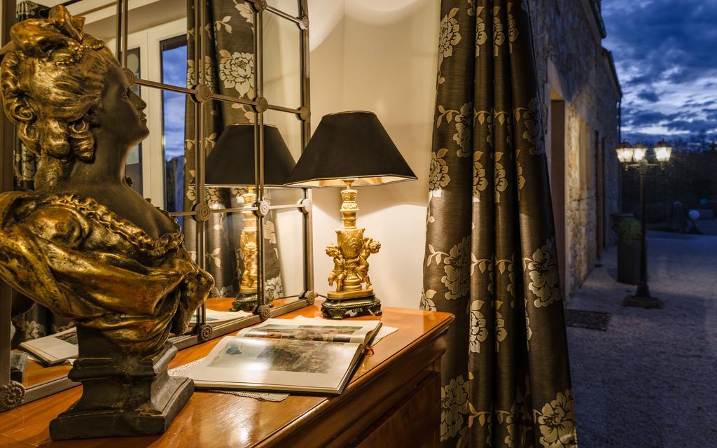 La Barde Montfort, Votre Maison D'Hotes A 4 Kms De Sarlat Dordogne Витрак Экстерьер фото